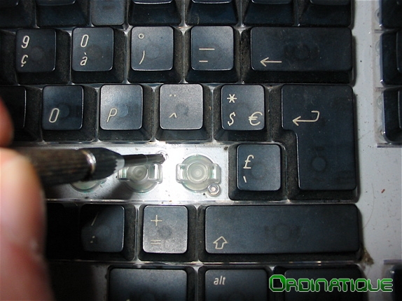 comment reparer une touche de clavier portable